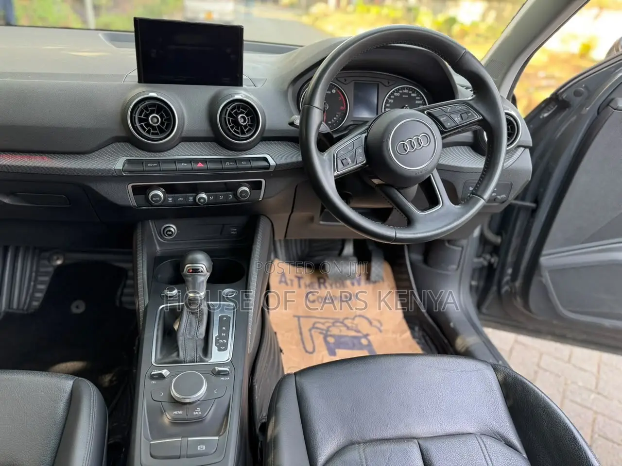 Audi Q2 2019 Gray