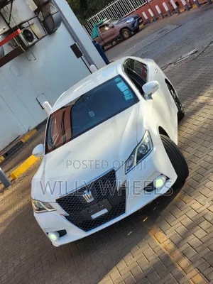 Toyota Crown 2015 White
