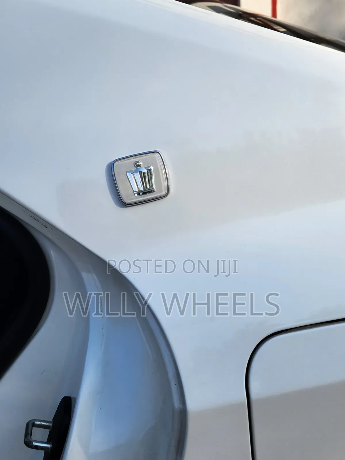 Toyota Crown 2015 White