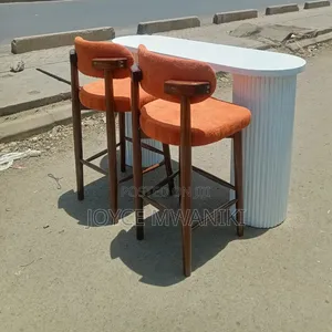 Modern High Counter Table With 2 Luxury High Chairs