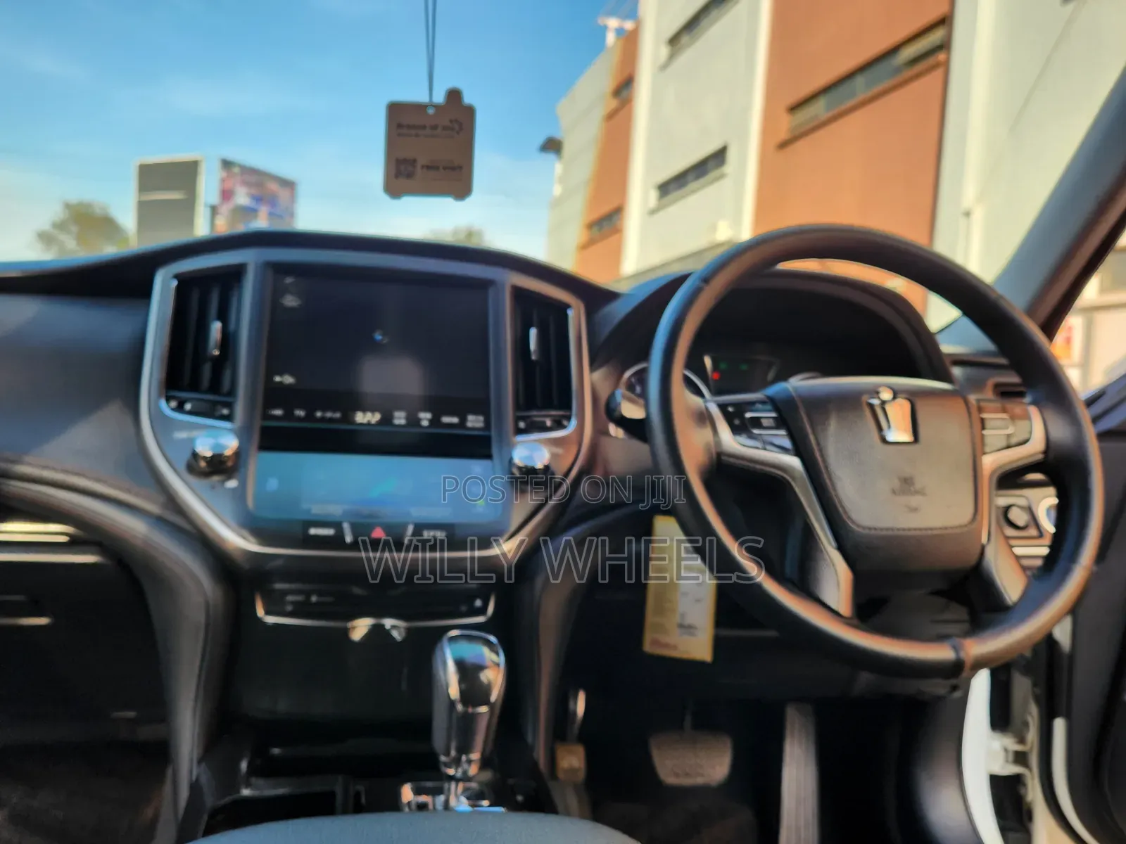 Toyota Crown 2015 White