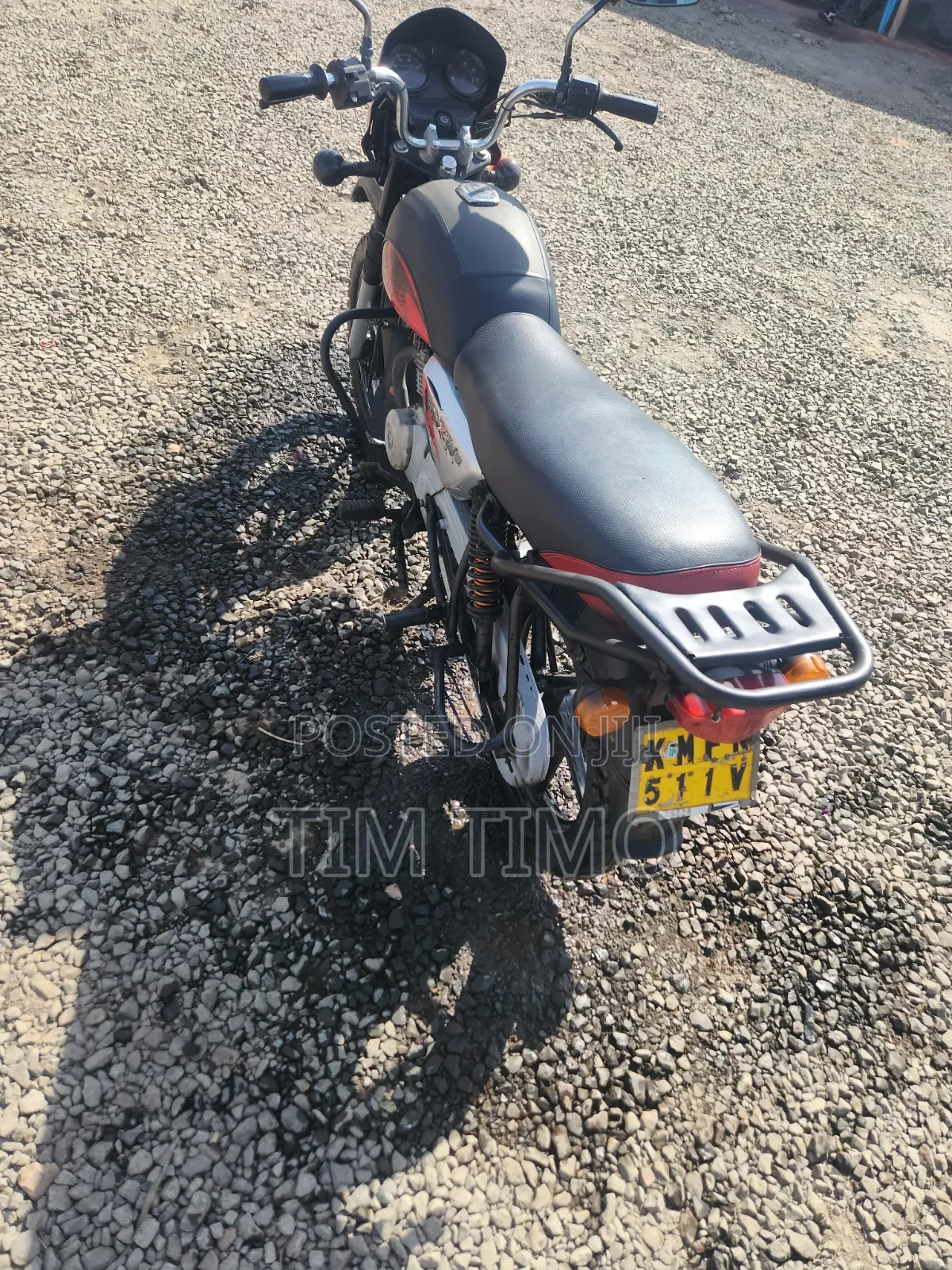 Bajaj Boxer 125 2025 Red