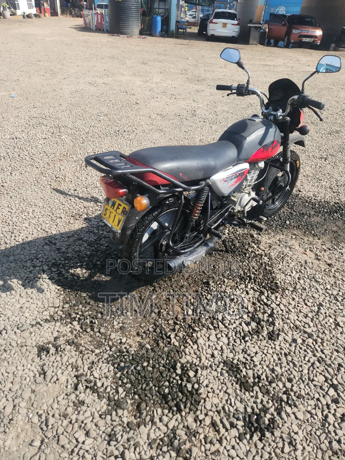 Bajaj Boxer 125 2025 Red