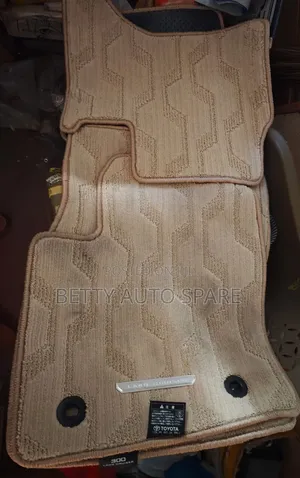 Land Cruiser LC 300 Floor Mats Japan