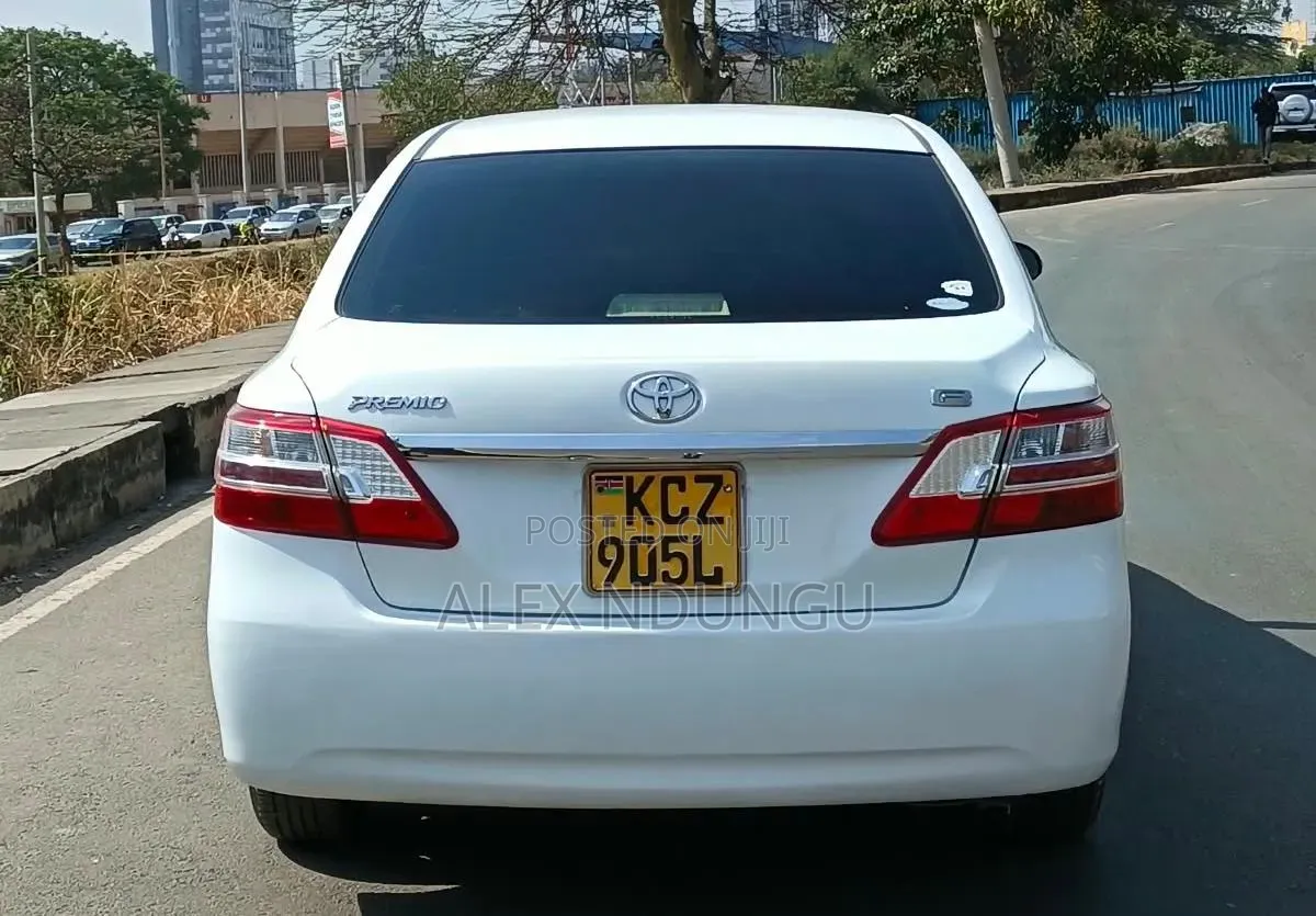 Toyota Premio 2014 White