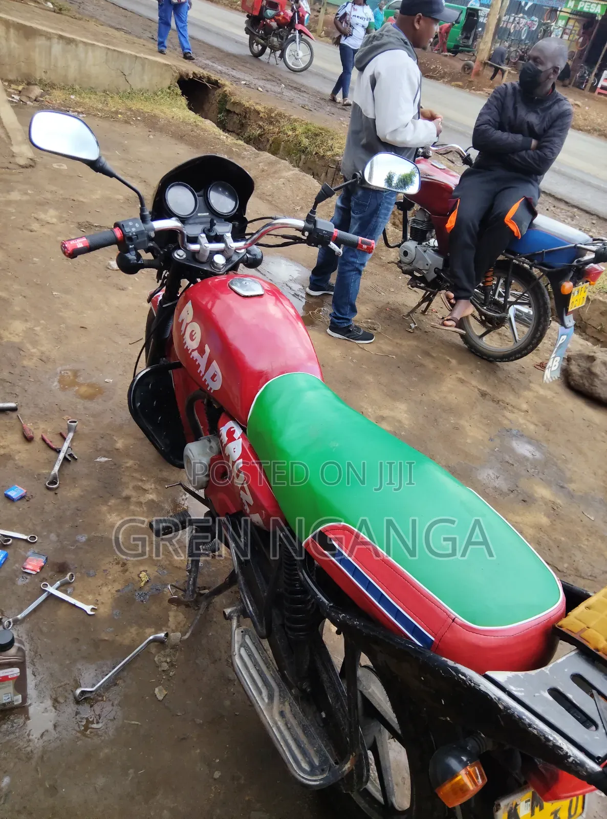Bajaj Boxer 150 UG 2021 Red