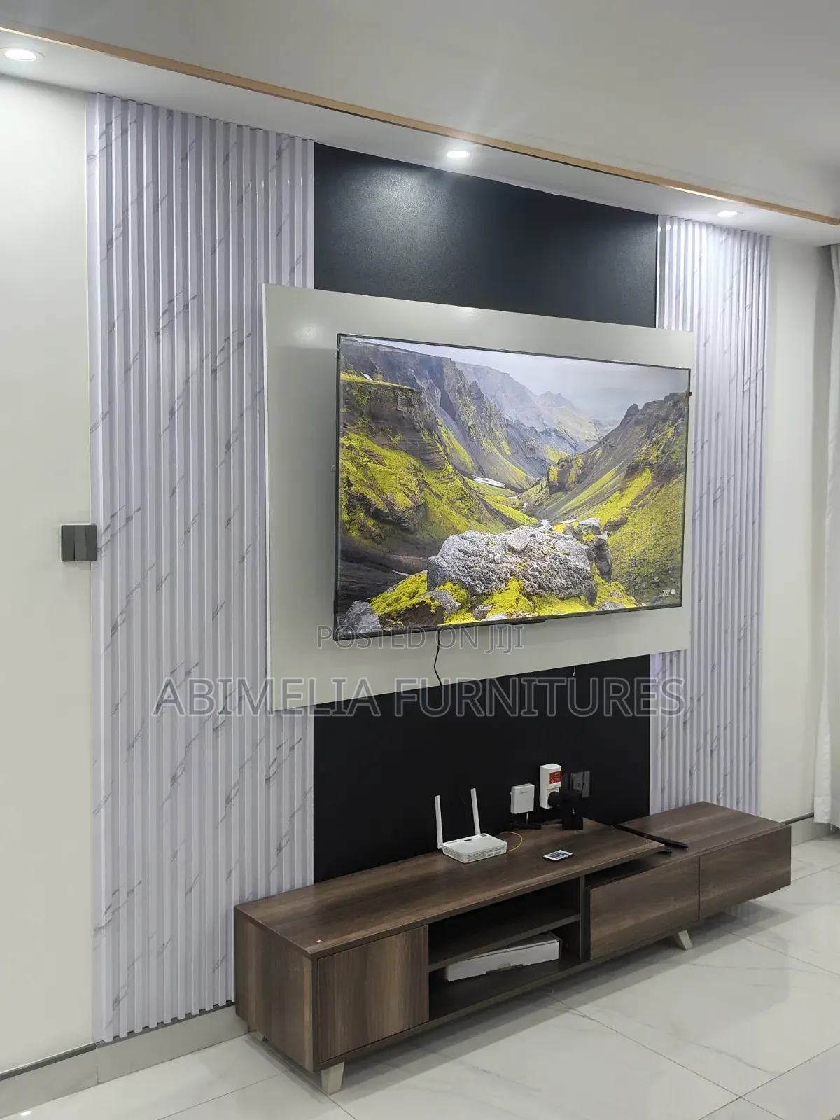 Modern TV Unit With Wall Panels