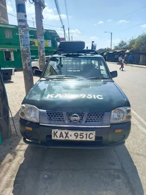 Nissan NP300 2006 Green