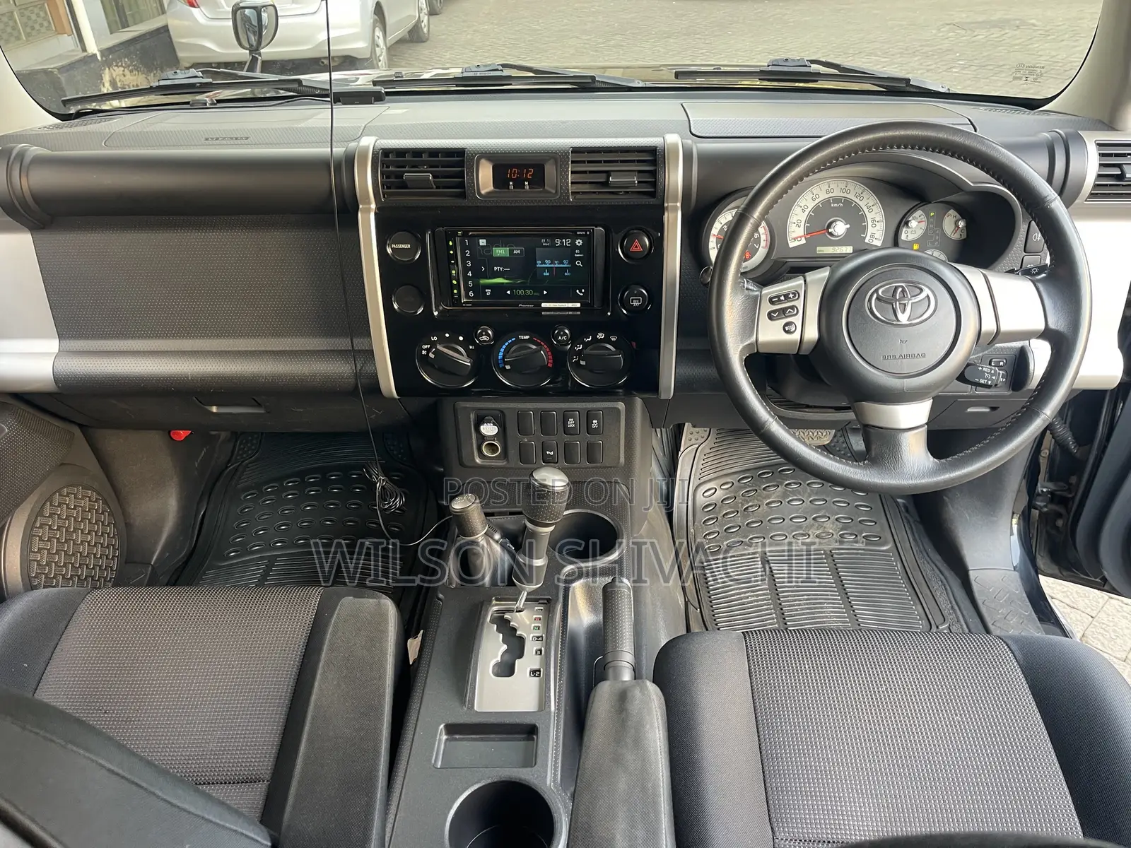 Toyota FJ Cruiser 2012 Black
