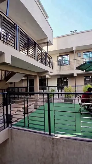 2bdrm Apartment in Gateway Mall Area for rent