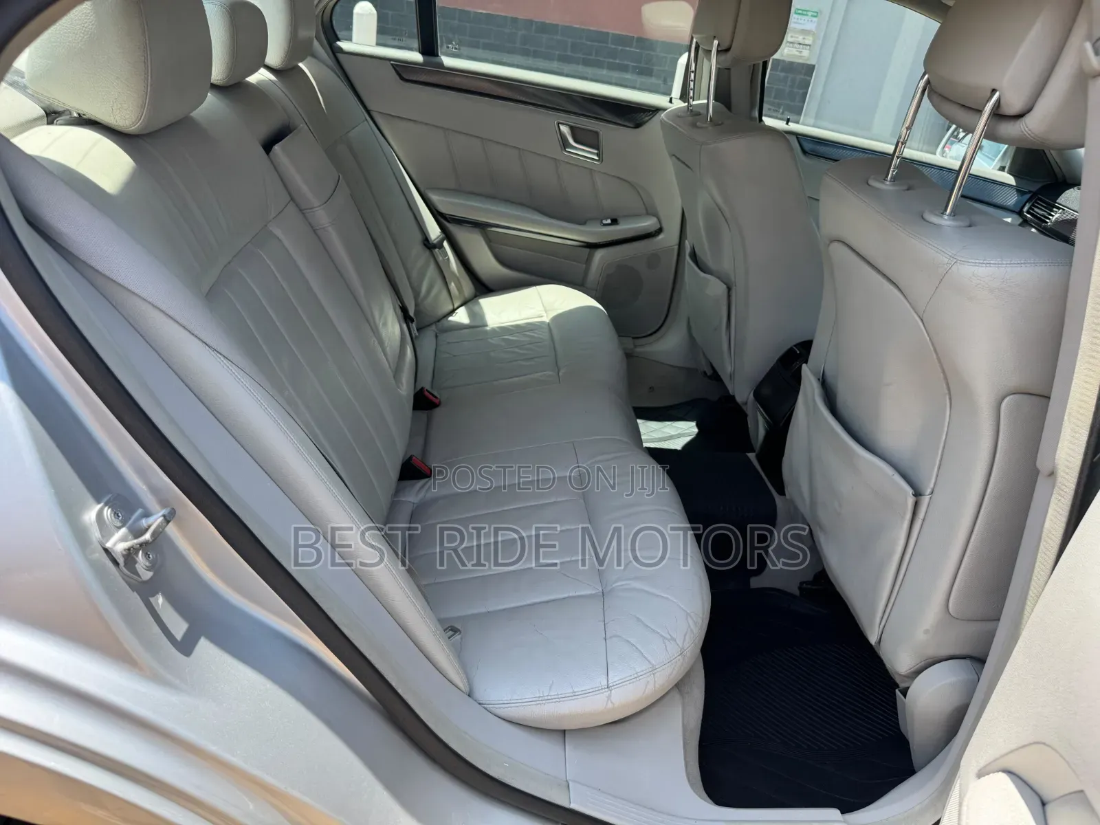 Mercedes-Benz E250 2010 Silver