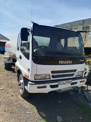 ISUZU FRR Lorry With Fuel Tank Kca