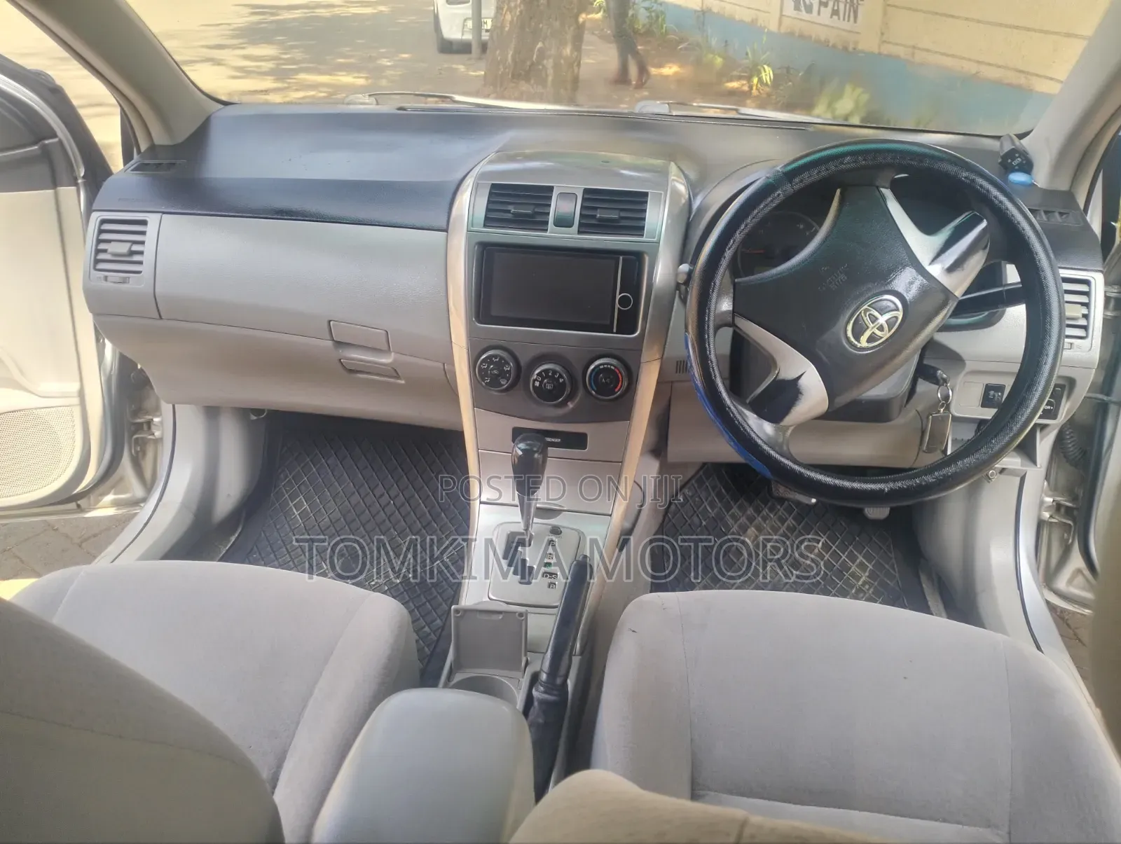 Toyota Axio 2011 Silver