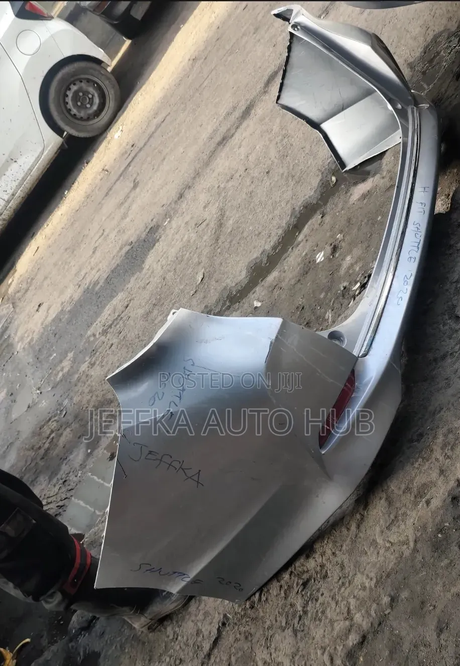 Shuttle 2020 Back Bumper