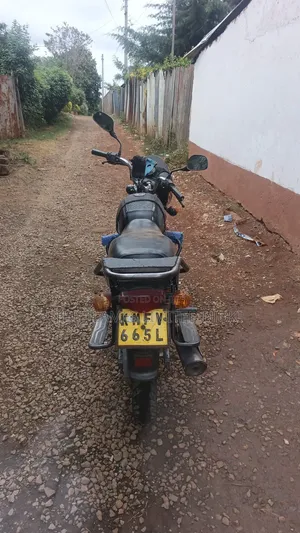 Bajaj Boxer 150 UG 2022 Red