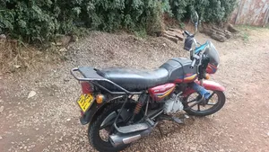 Bajaj Boxer 150 UG 2022 Red