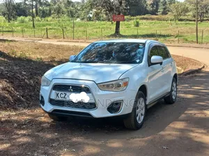 Mitsubishi RVR 2014 White