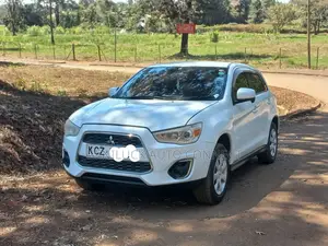 Mitsubishi RVR 2014 White