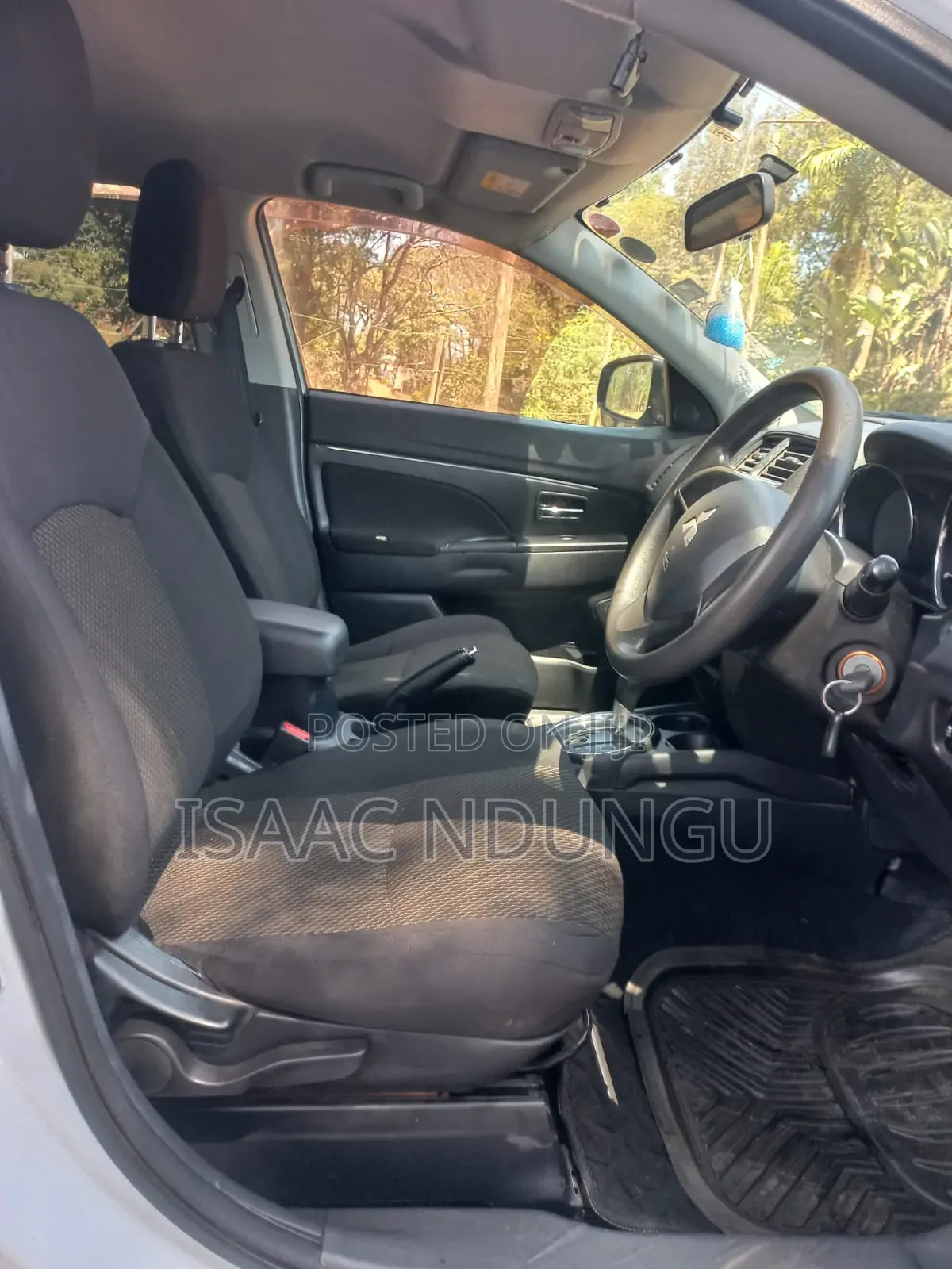 Mitsubishi RVR 2014 White