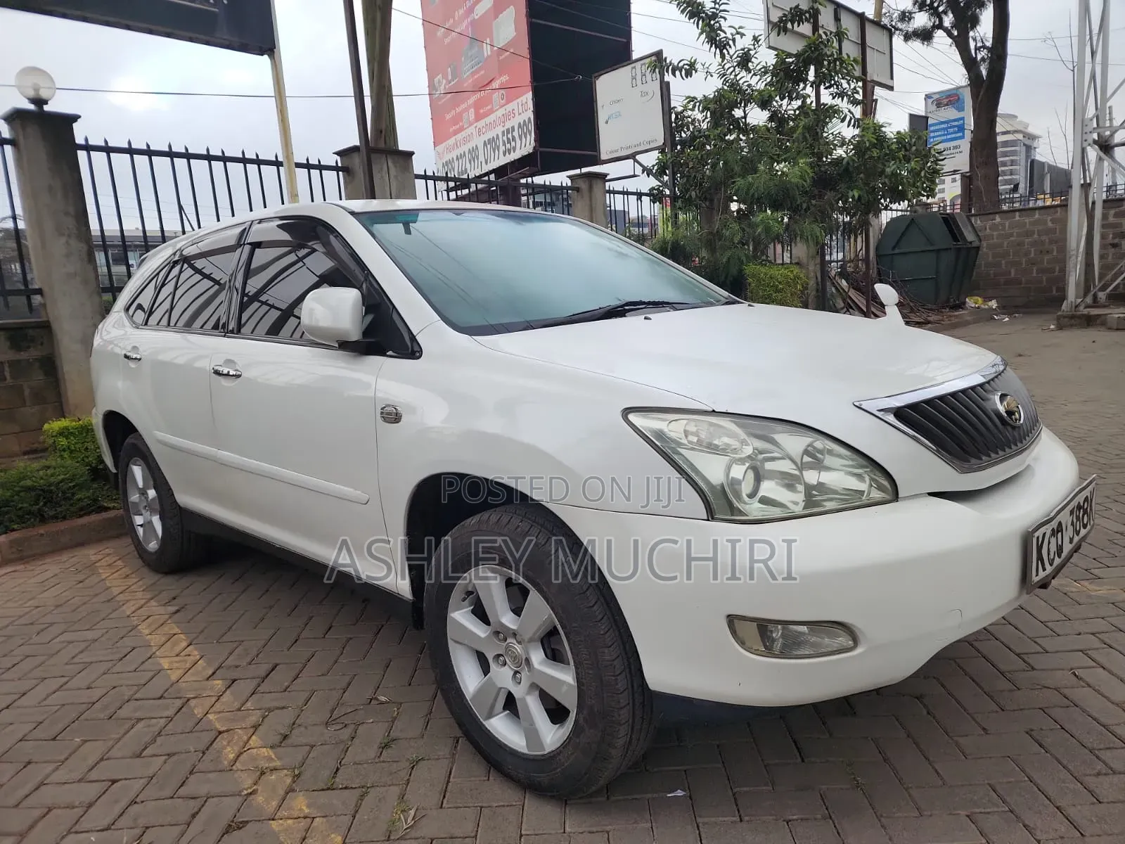 Toyota Harrier 2011 White