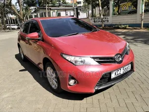 Toyota Axio 2014 Red
