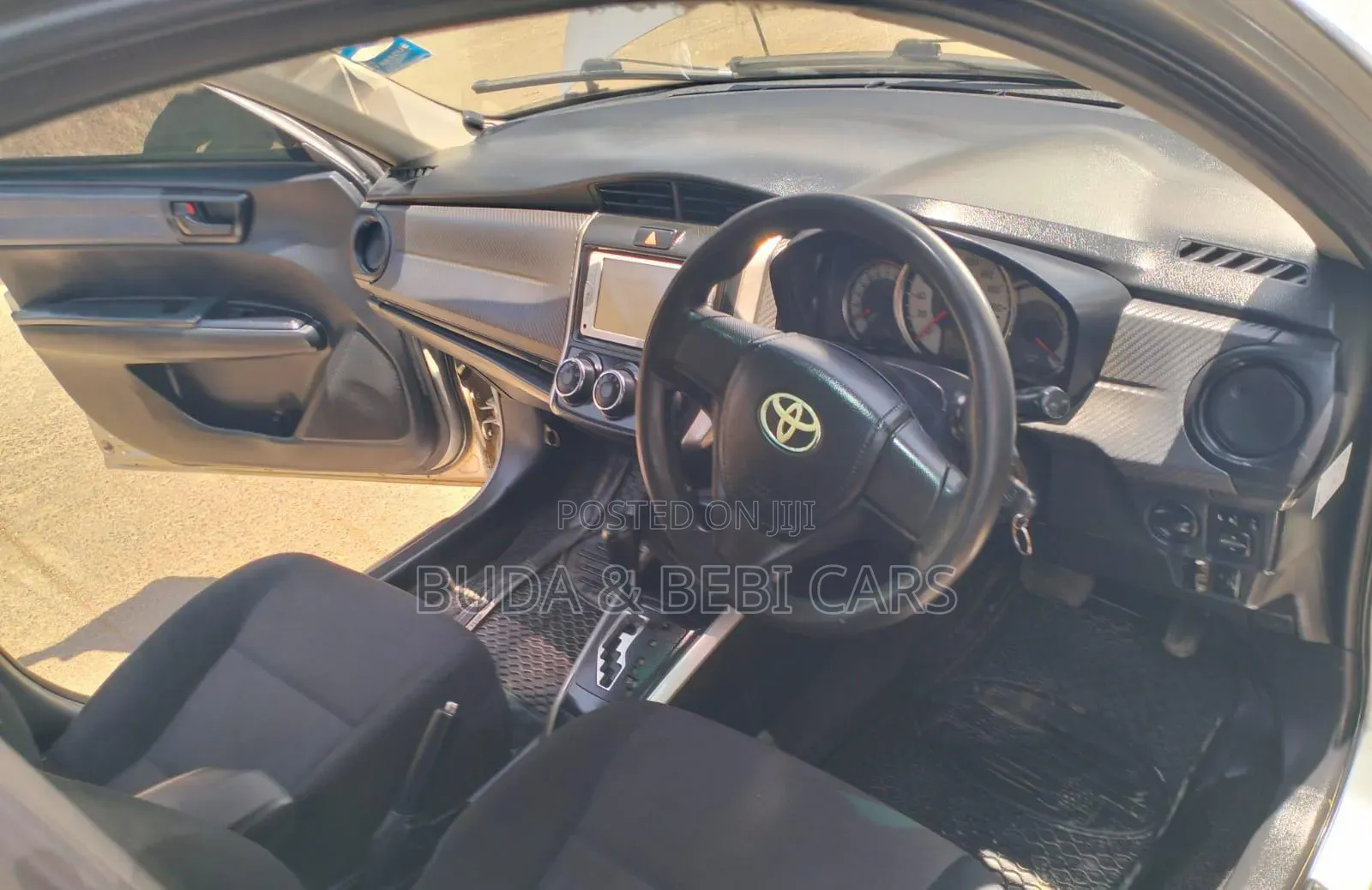 Toyota Corolla Fielder 2014 Silver