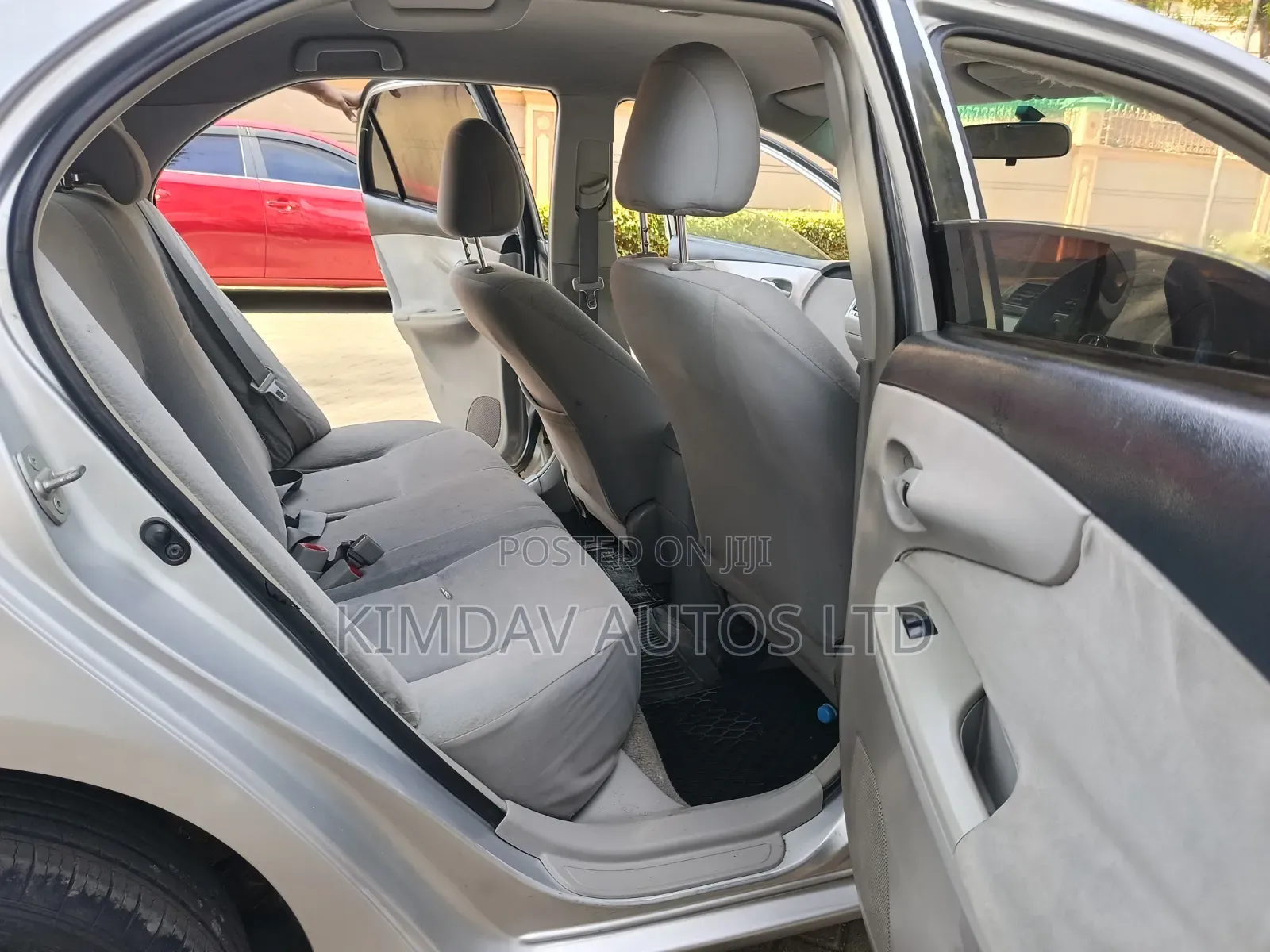 Toyota Axio 1.5 G 2WD 2011 Silver