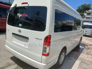 Toyota HiAce 2020 White