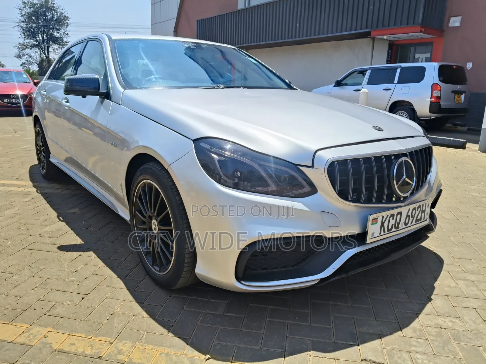 Mercedes-Benz E250 2010 Silver