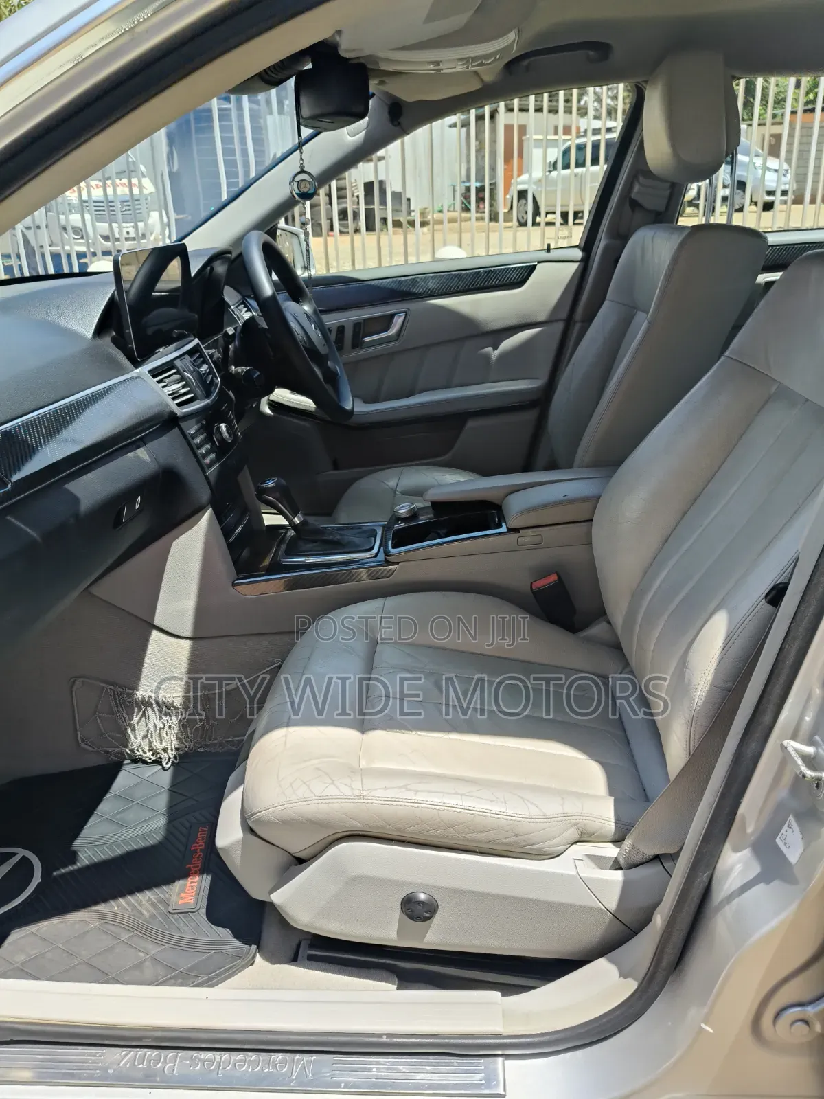 Mercedes-Benz E250 2010 Silver