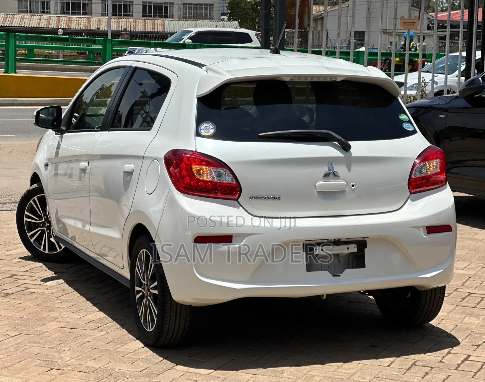 Mitsubishi Mirage SE 2019 Pearl