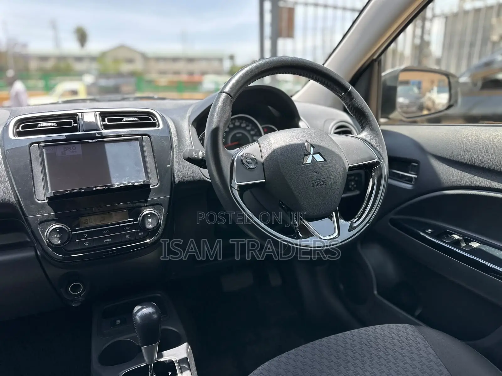 Mitsubishi Mirage SE 2019 Pearl