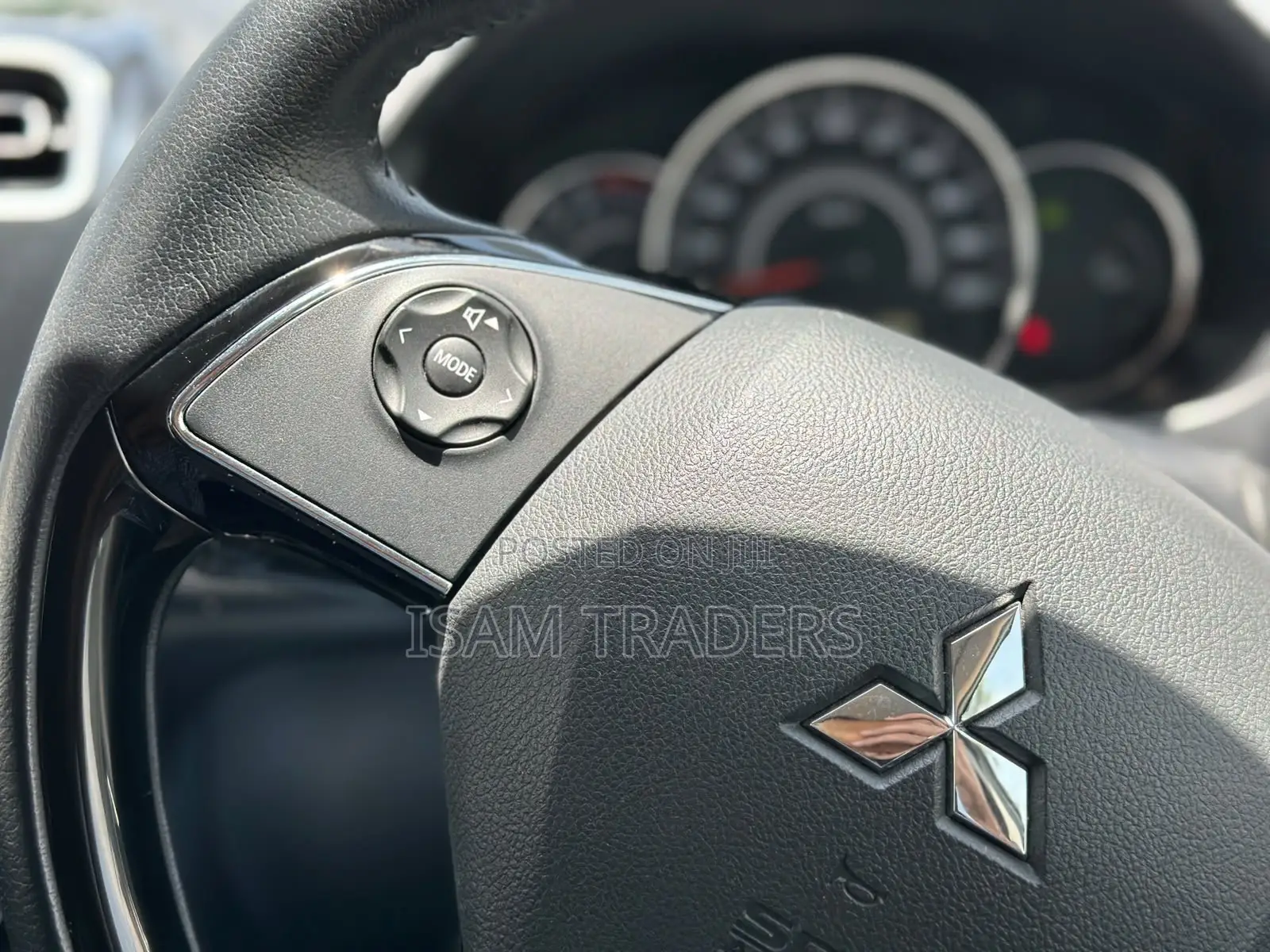 Mitsubishi Mirage SE 2019 Pearl