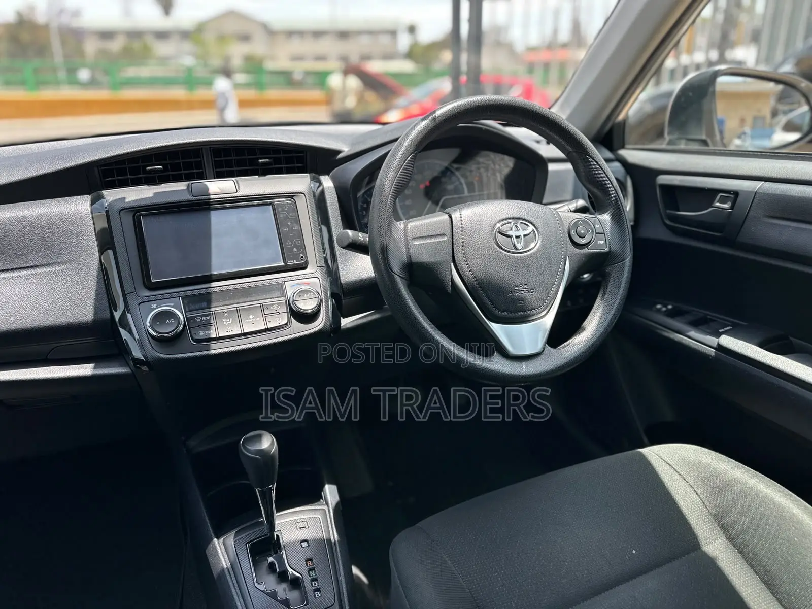 Toyota Axio 1.5 Hybrid 2WD 2020 Silver