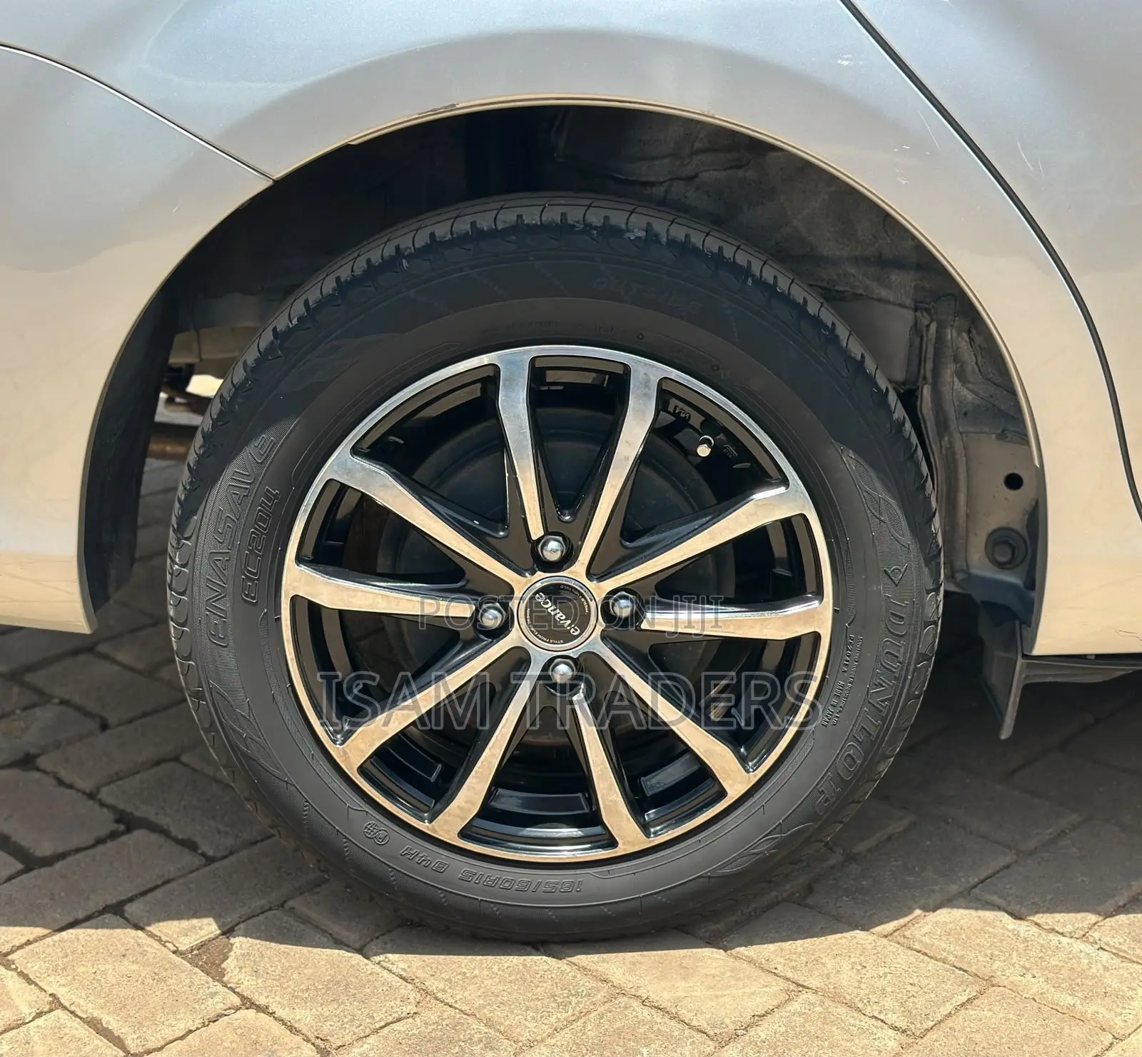 Toyota Axio 1.5 Hybrid 2WD 2020 Silver