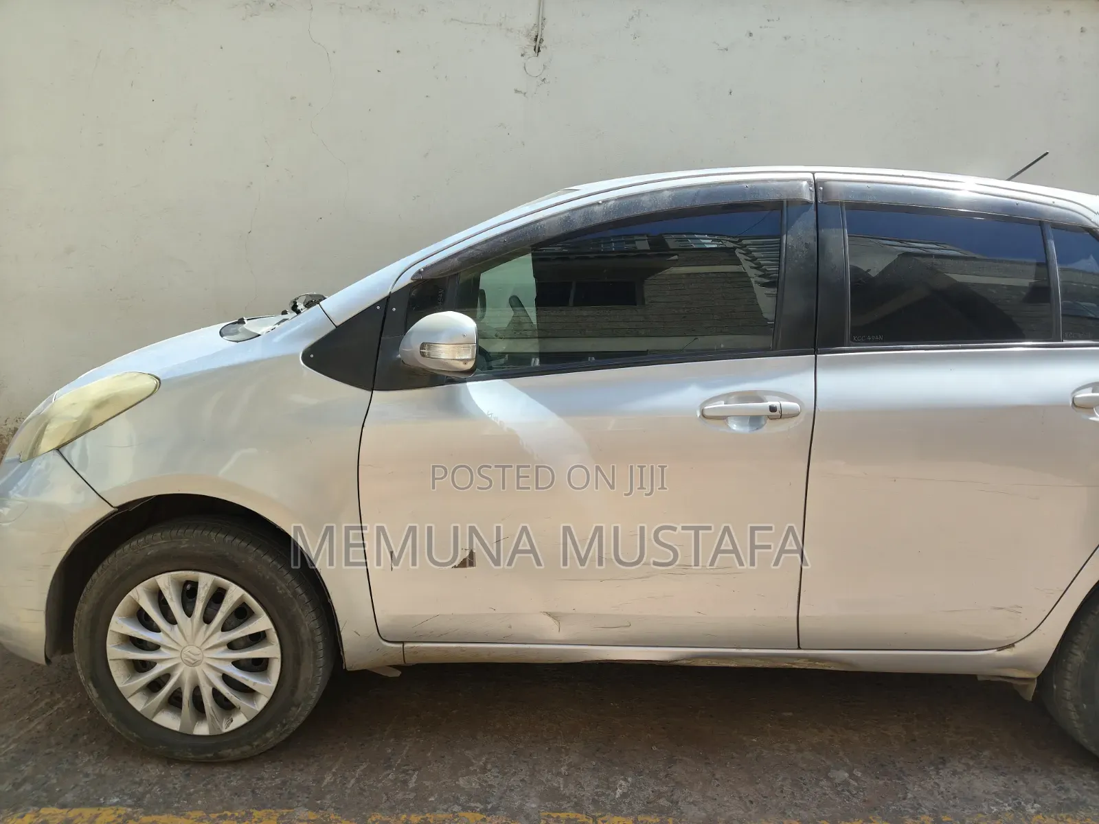 Toyota Vitz 2008 Silver