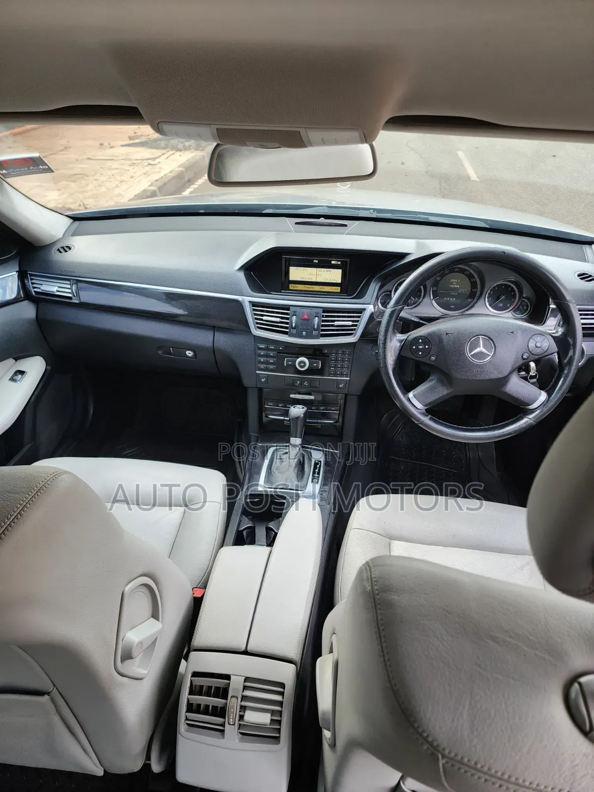 Mercedes-Benz E200 2009 Silver