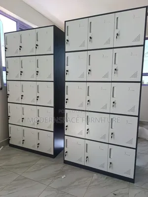 Staff Lockers – 15 Compartments