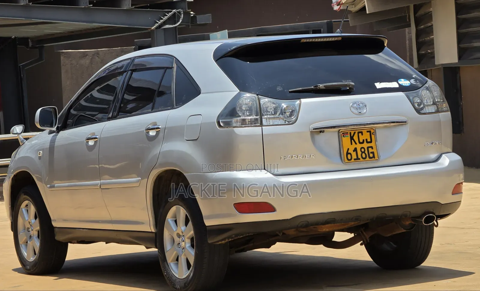Toyota Harrier 2010 Silver