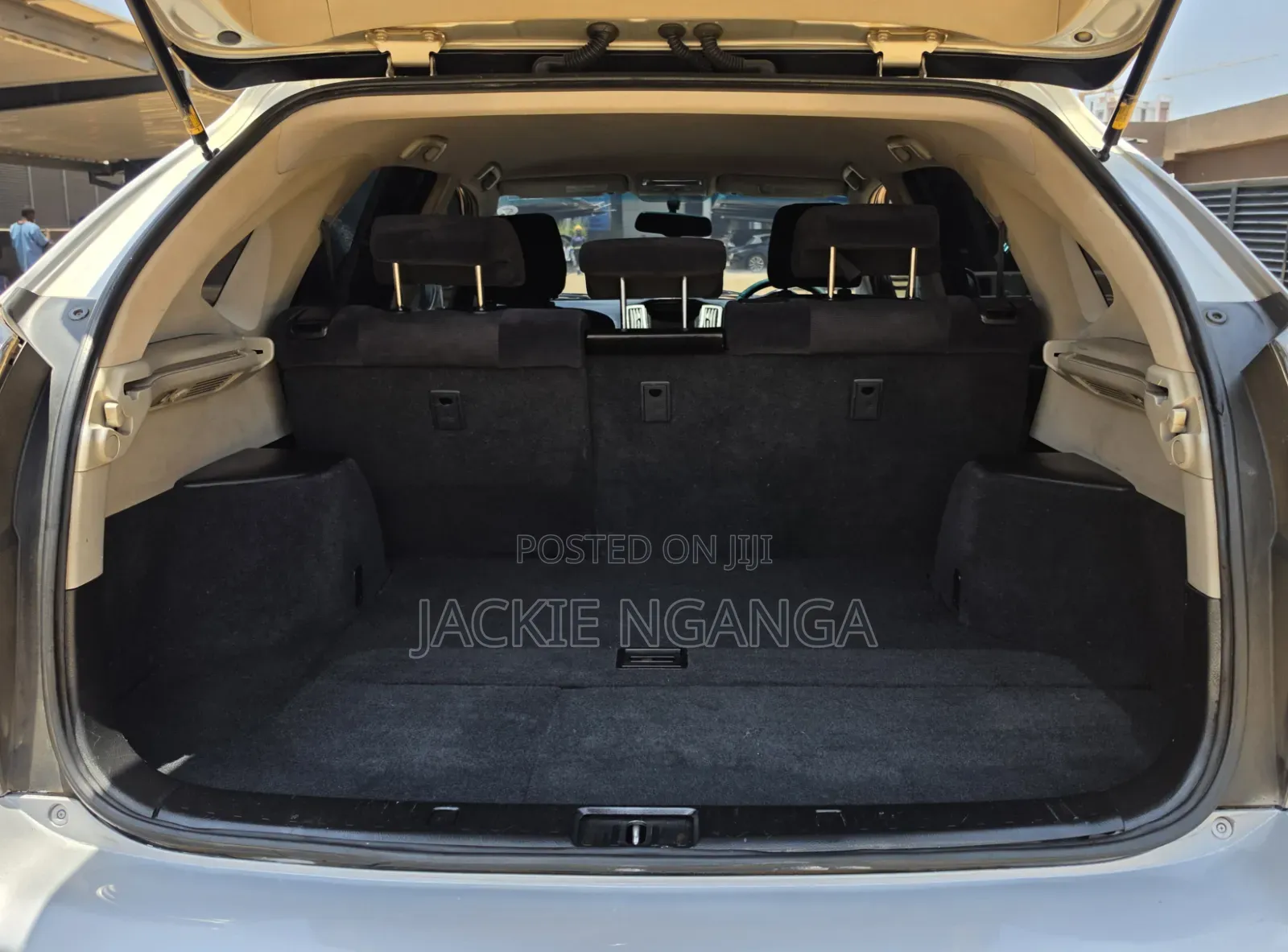 Toyota Harrier 2010 Silver