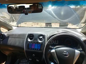 Nissan Note 2015 Black