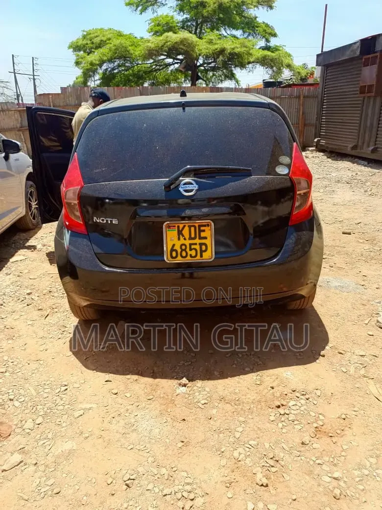 Nissan Note 2015 Black