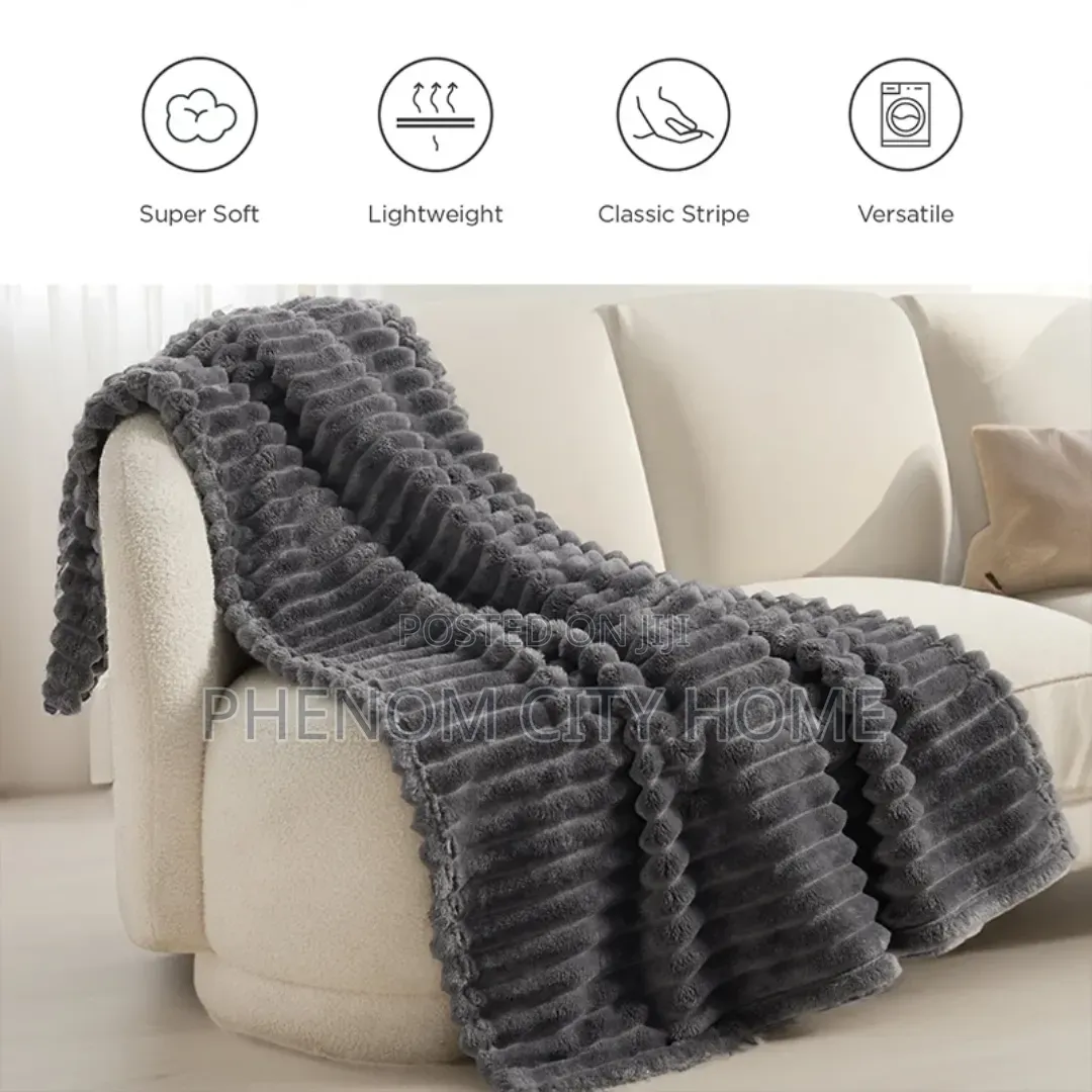 Breathable Fleece Velvet Throw Blankets