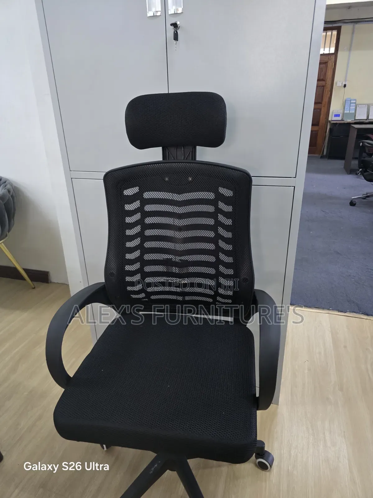 Ergonomic Office Chair With Adjustable Height