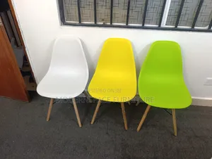Modern Plastic Dining Chairs