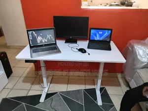 White Office Desk With Combination Desk # Heavy-Duty Adjustable Table