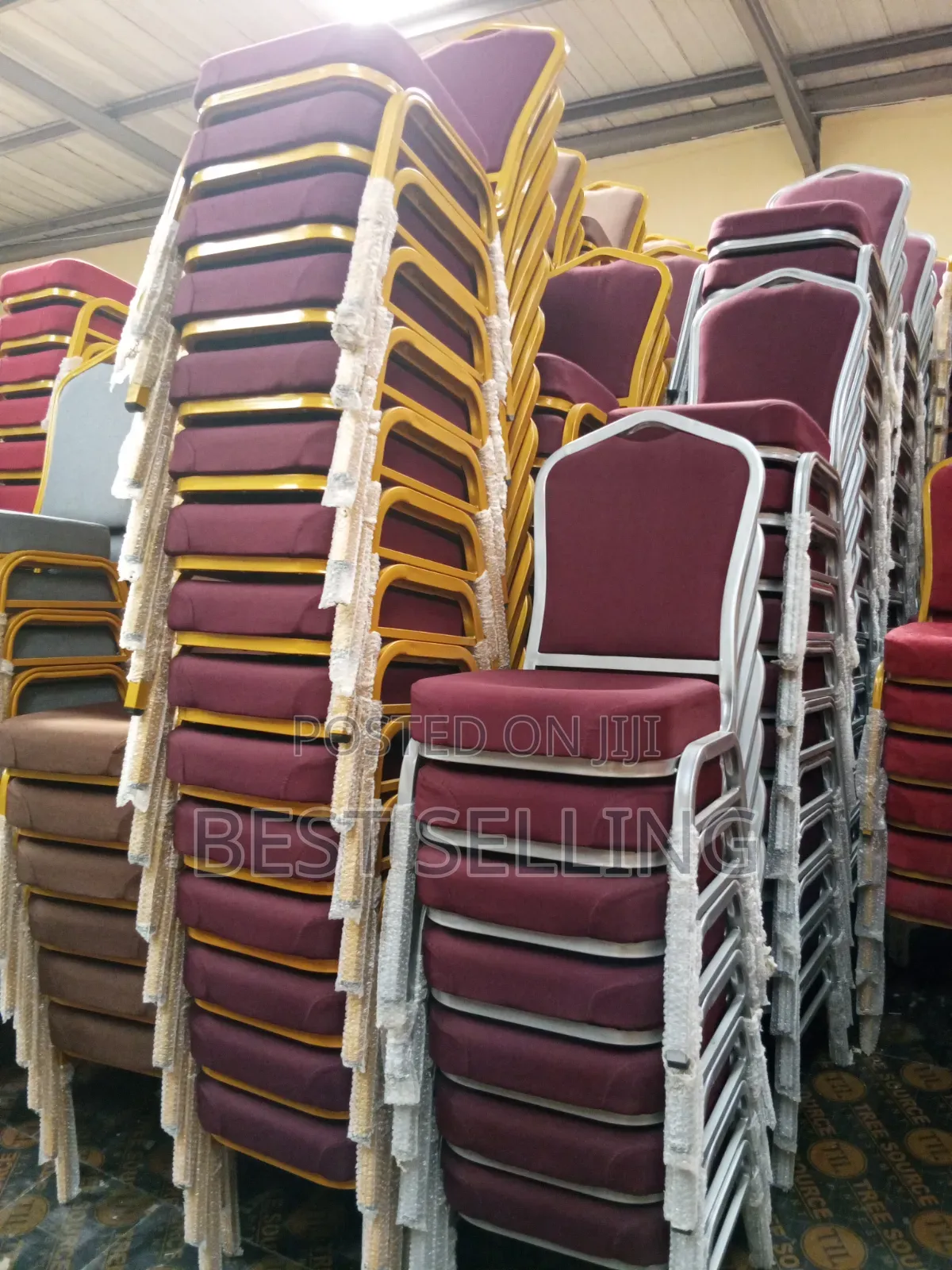 Stackable Heavy Duty Foam Fabric Banquet Chairs
