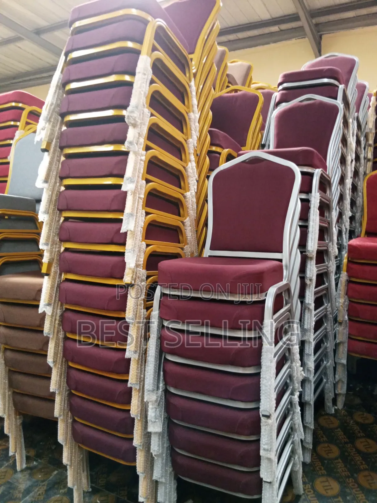 Stackable Heavy Duty Foam Fabric Banquet Chairs