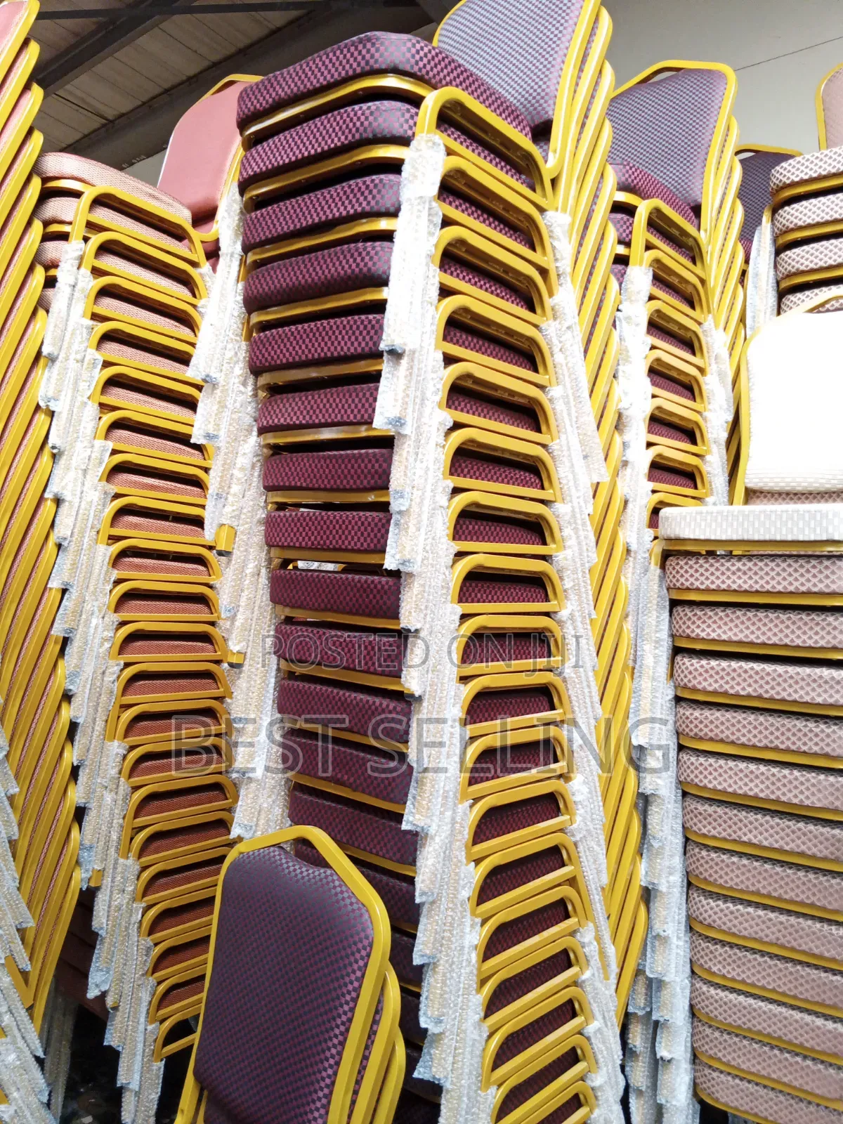 Stackable Heavy Duty Foam Fabric Banquet Chairs