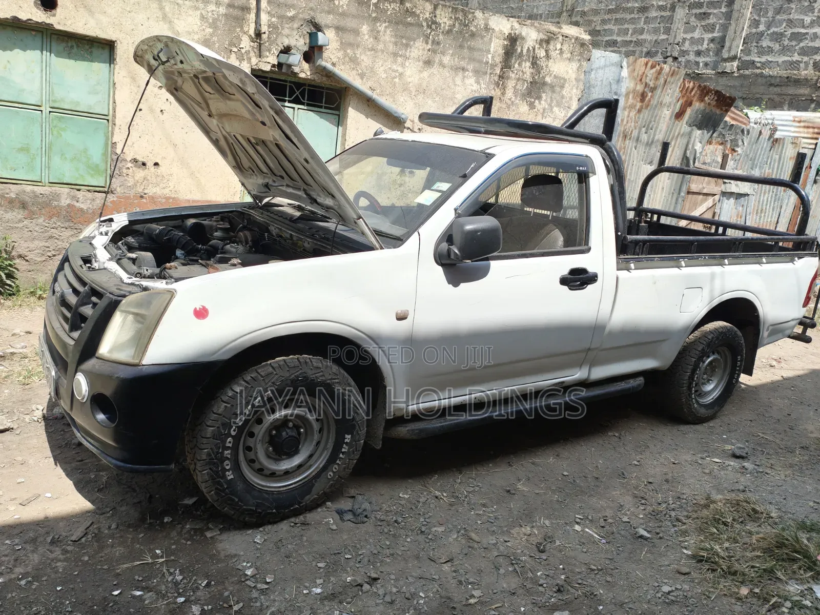 Isuzu D-MAX 2010 White